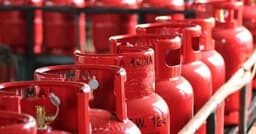 সোমবার জানা যাবে এলপিজির নতুন দাম