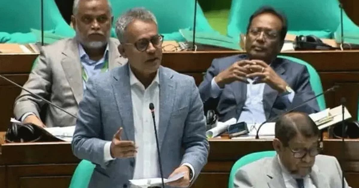 ৩ মাসের মধ্যেই ঢাকার চারপাশে ওয়াটার বাস চালু হবে: নৌমন্ত্রী