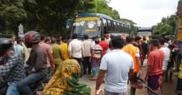 ঝিনাইদহে বাসের চাপায় নিহত স্ত্রীসহ সেনাসদস্য