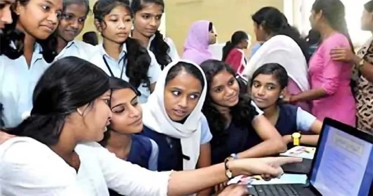 আজ থেকে শুরু একাদশ শ্রেণির অনলাইন রেজিস্ট্রেশন