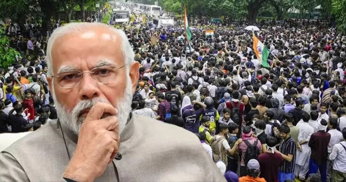ঘরে বিক্ষোভ, বাইরে চাপ: তিন দিক থেকেই কোণঠাসা মোদি