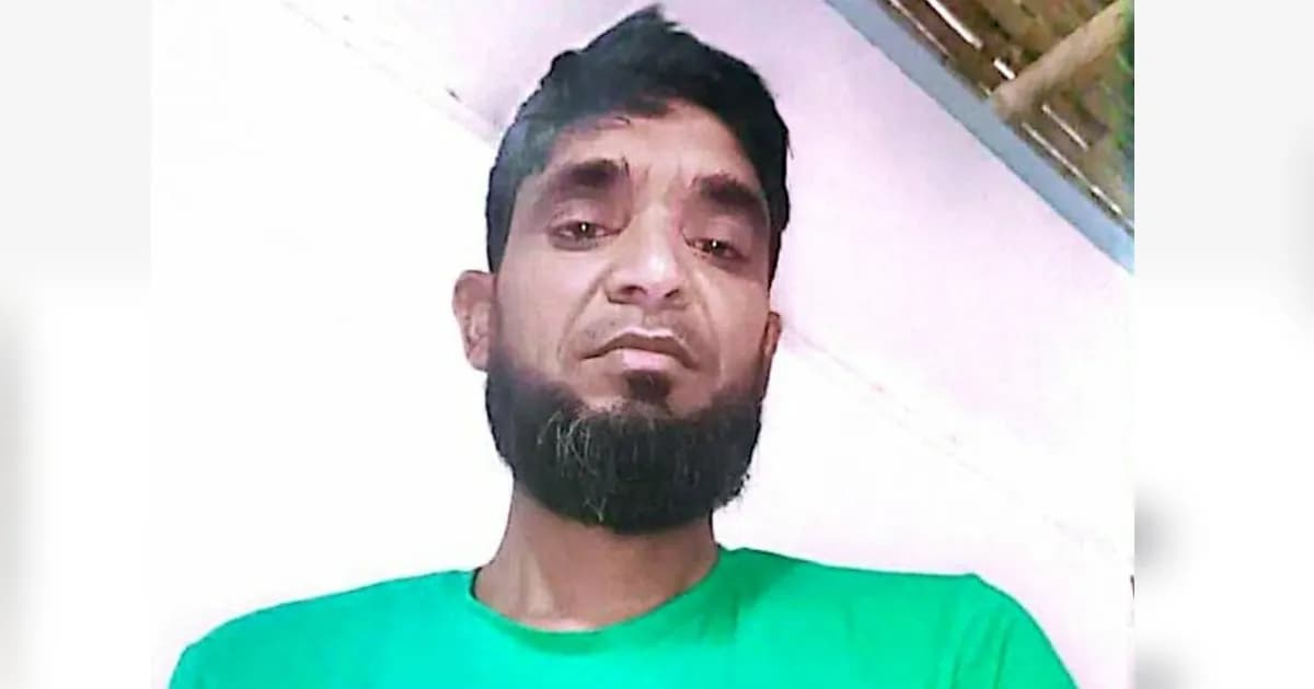 বাগাতিপাড়ায় সাপের কামড়ে পল্লী চিকিৎসকের মৃত্যু