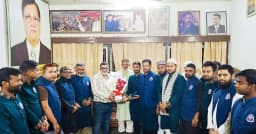 নকলায় নবনির্বাচিত এমপিকে প্রেসক্লাব নেতৃবৃন্দের শুভেচ্ছা