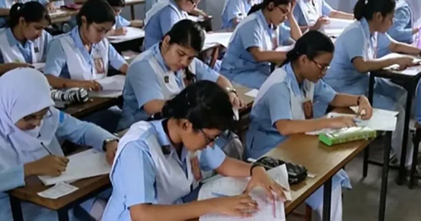 বন্যার শঙ্কায় ১৬ জেলা, এইচএসসি পরীক্ষা নিয়ে বাড়ছে দুশ্চিন্তা