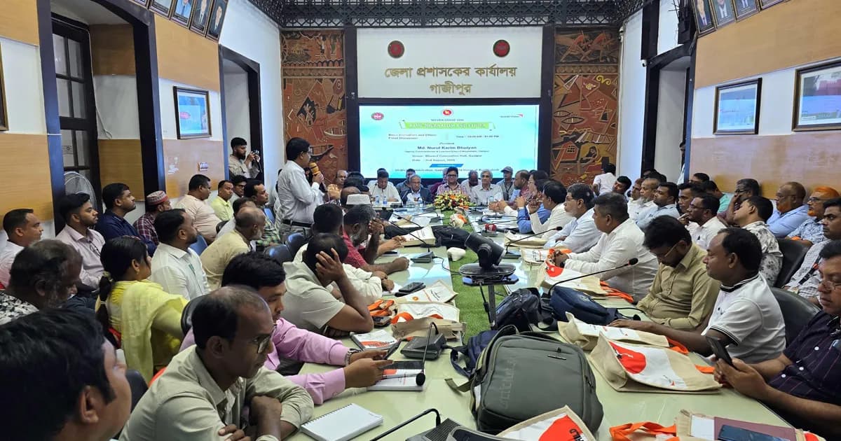 সাংবাদিকতায় আপস নয়, পেশাদারিত্বের আহ্বান : কাদের গণি চৌধুরী