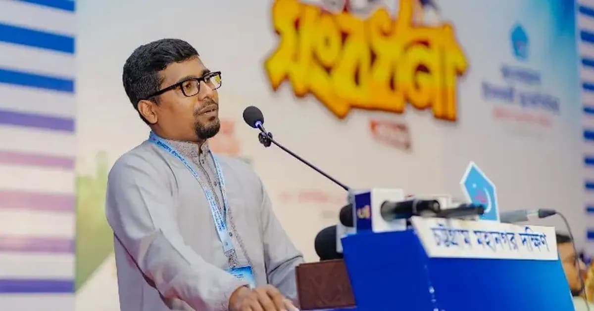 জনগণ ক্ষমতায় বসাতে পারে, আবার টেনেহিঁচড়ে নামাতেও পারে: শিবির সভাপতি