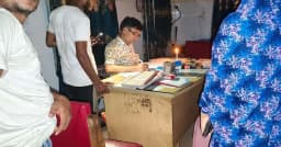 হাসপাতালে মোমবাতির আলোয় জরুরি চিকিৎসা, অকেজো জেনারেটর-আইপিএস