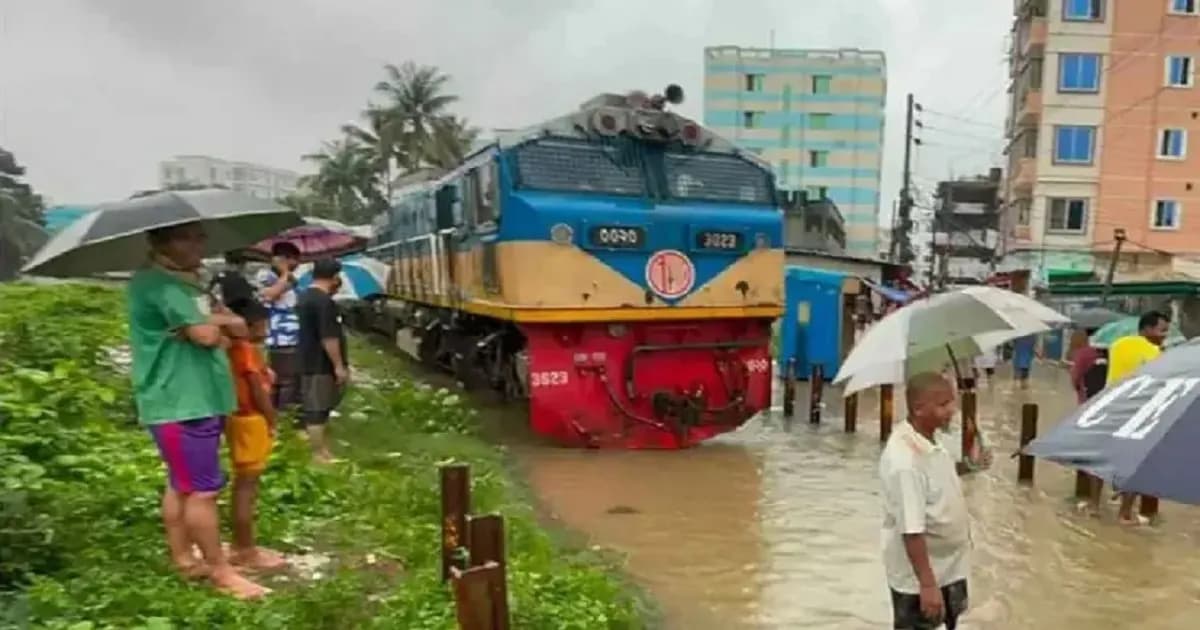 যে কারণে ছয় দিন পানির নিচে চট্টগ্রাম-কক্সবাজার রেলপথ