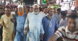 ফুলবাড়ীয়ায় মনোনয়ন পরিবর্তনের দাবিতে করিমের অনুসারীদের বিক্ষোভ