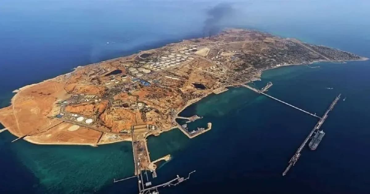 খারগ দ্বীপে যুক্তরাষ্ট্রের হামলা, জ্বালানি খাতে বড় ঝুঁকির শঙ্কা