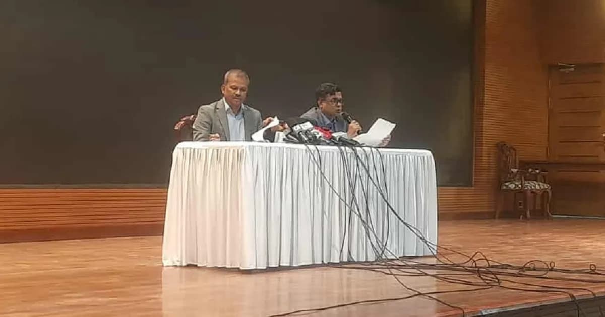 আগামী ৩-৪ কার্যদিবসের মধ্যে গণভোট আইন করা হবে: আইন উপদেষ্টা