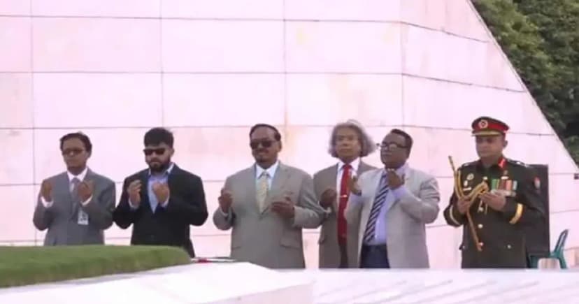 জিয়াউর রহমান ও খালেদা জিয়ার সমাধিতে ভারপ্রাপ্ত রাষ্ট্রপতির শ্রদ্ধা