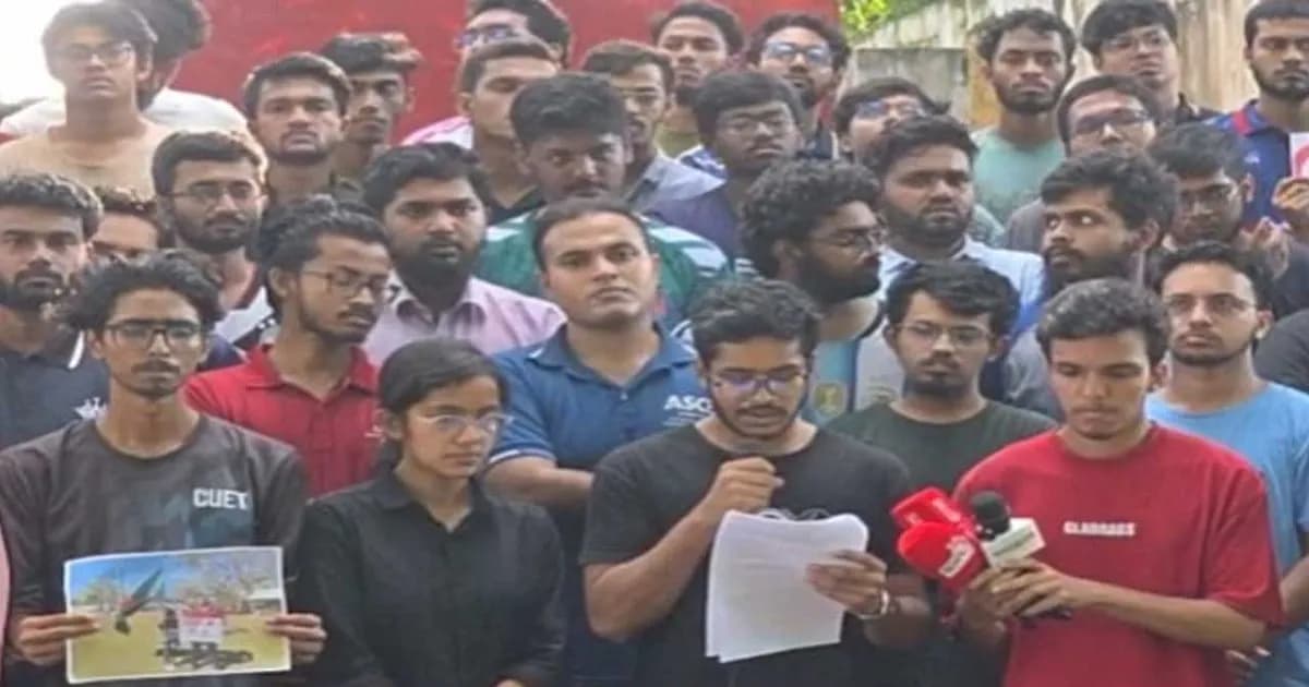 চুয়েটে সায়েমকে পুনর্বহালের দাবিতে শিক্ষার্থীদের শাটডাউন