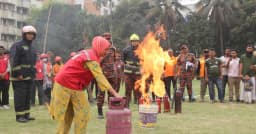 জাতীয় দুর্যোগ প্রস্তুতি দিবসে ভূমিকম্প ও অগ্নিনিরাপত্তা মহড়া