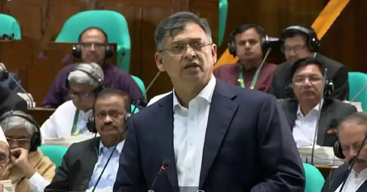 মিয়ানমার সীমান্তে কাঁটাতারের বেড়া নির্মাণের করা হবে