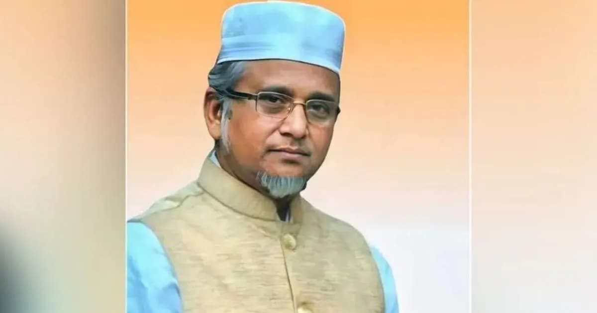 দল থেকে বহিষ্কার হলেই কি এমপি পদ বাতিল, কী বলছে সংবিধান?