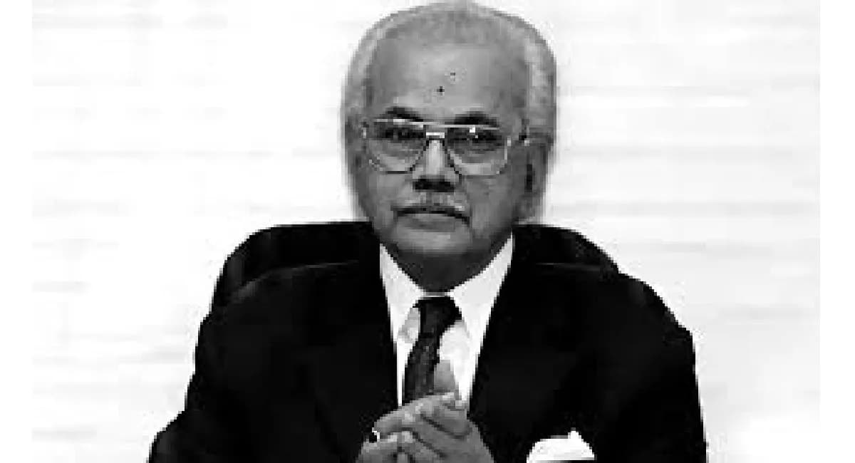 বীর উত্তম এ.কে. খন্দকারের মৃত্যুতে প্রধান উপদেষ্টার শোক প্রকাশ