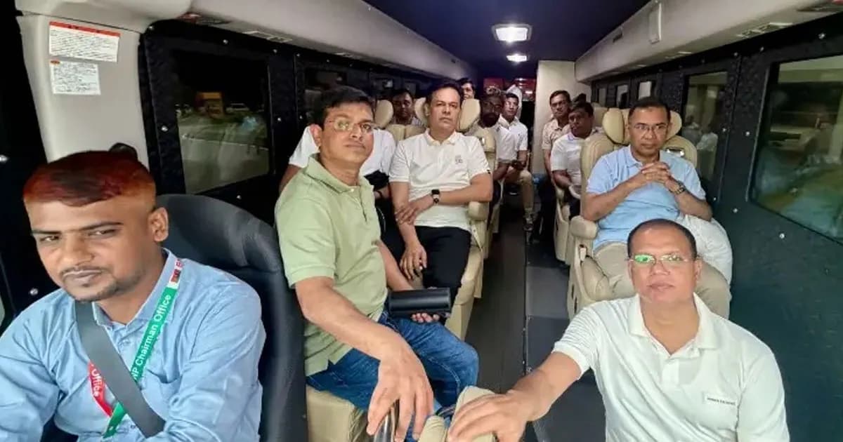 নজরুল উৎসবে যোগ দিতে ত্রিশালের পথে প্রধানমন্ত্রী