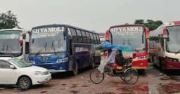 কুমিল্লায় ৪০ রুটে বাস ধর্মঘট, ভোগান্তি চরমে