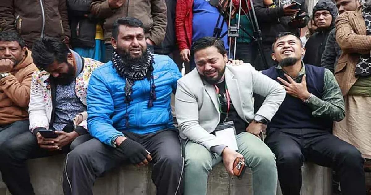 খালেদা জিয়ার মৃত্যুতে শোকস্তব্ধ দল, হাসপাতালে ভিড় ও অশ্রুসিক্ত মুহূর্ত