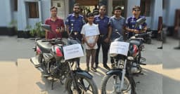 পাবনায় পৃথক অভিযানে ২টি চোরাই মোটরসাইকেল উদ্ধার, গ্রেপ্তার ১
