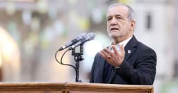 প্রেসিডেন্টকে প্রধান করে ‘অস্থায়ী নেতৃত্ব পরিষদ’ গঠন করল ইরান