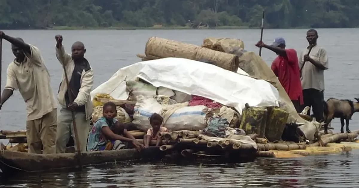 কঙ্গোতে দুই নৌকার সংঘর্ষ, নিহত অন্তত ৩০