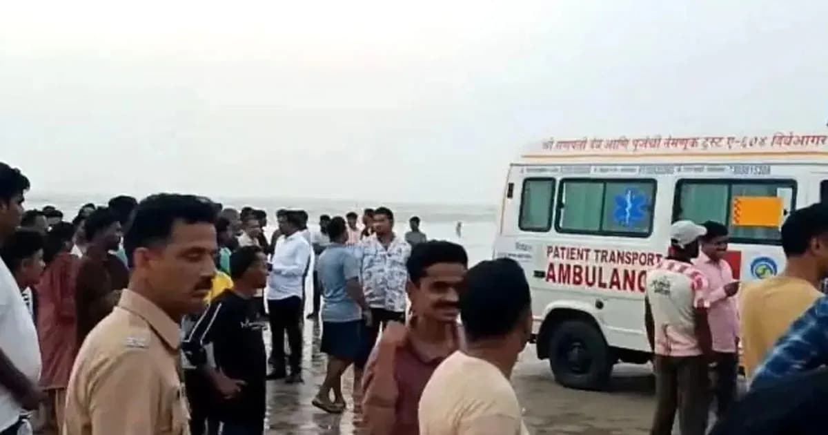 মহারাষ্ট্রের সমুদ্রসৈকতে ডুবে আট শিক্ষার্থীর মর্মান্তিক মৃত্যু