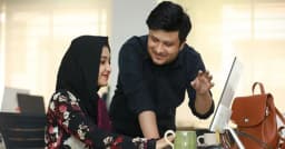 কলিগের সঙ্গে ভুলেও যেসব কথা শেয়ার করা উচিত নয়