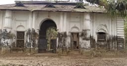 মৌলভীবাজারে ৩০০ বছরের পুরোনো মুন্সিবাড়ি জমিদার বাড়ি ধ্বংসের মুখে