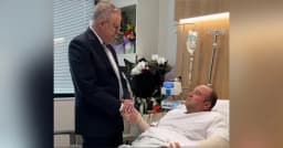 অস্ত্র ছিনিয়ে নেওয়া আহমেদের সঙ্গে দেখা করলেন অস্ট্রেলিয়ার প্রধানমন্ত্রী