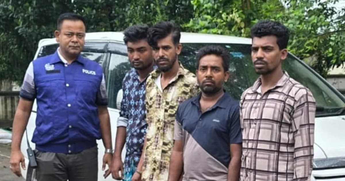 ডিবি পরিচয়ে ব্যবসায়ীকে অপহরণ, ভুয়া ডিবি চক্রের ৪ সদস্য গ্রেপ্তার