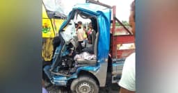 বগুড়ায় দুই ট্রাকের মুখোমুখি সংঘর্ষ, নিহত ৪