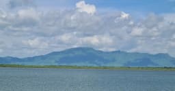 নাফনদী থেকে ৩ নৌকাসহ ১৩ জেলে আটক করলো আরাকান আর্মি