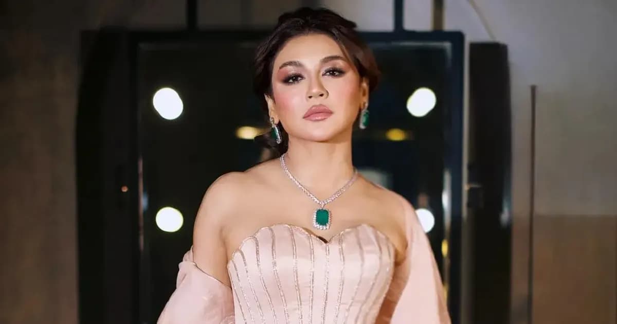 জয়া আহসানের গ্ল্যামারাস ফটোশুটে মুগ্ধ নেটিজেনরা