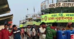 সদরঘাটে ঘরমুখো মানুষের ভিড়, প্রস্তুত ১৭৫ লঞ্চ