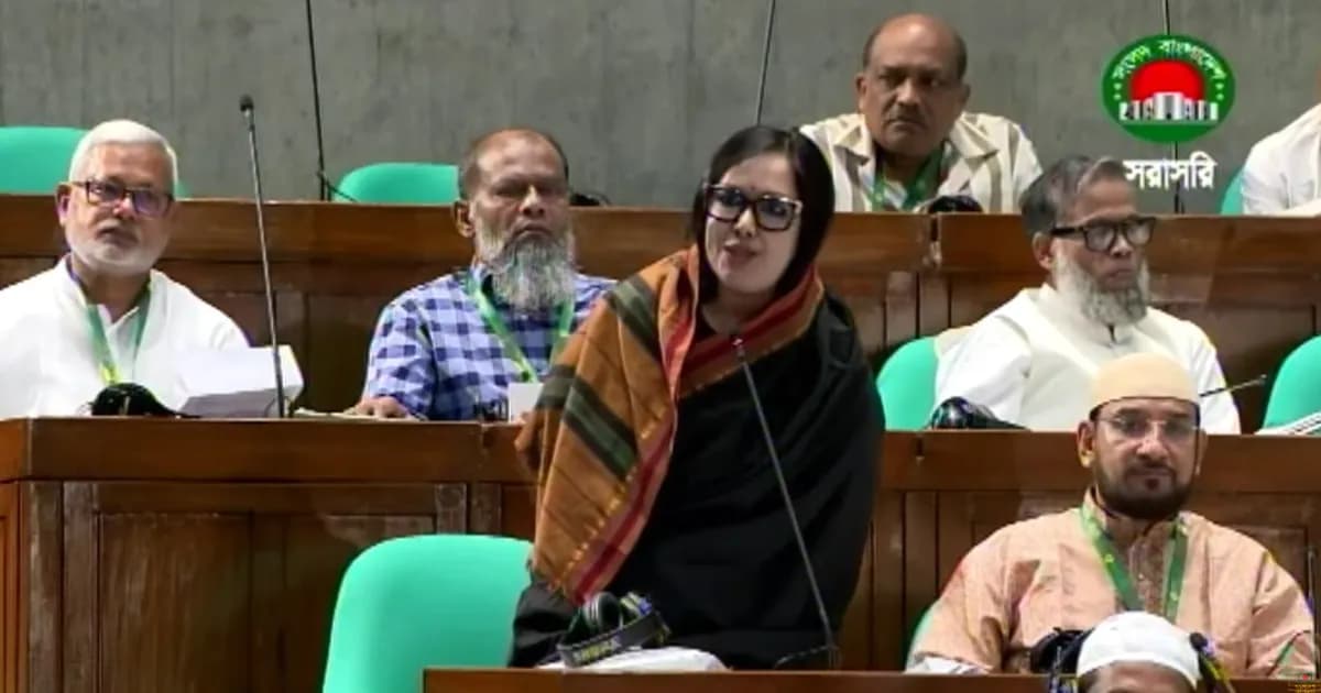 ৩০০ সংসদ সদস্যের সামনে কথা বলছি, ৩০০ হামের রোগীর সামনে নয়