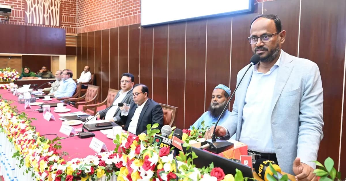 ‘প্রাণিসম্পদ খাতকে সমৃদ্ধ করতে সরকার ও বেসরকারি উদ্যোগ প্রয়োজন’