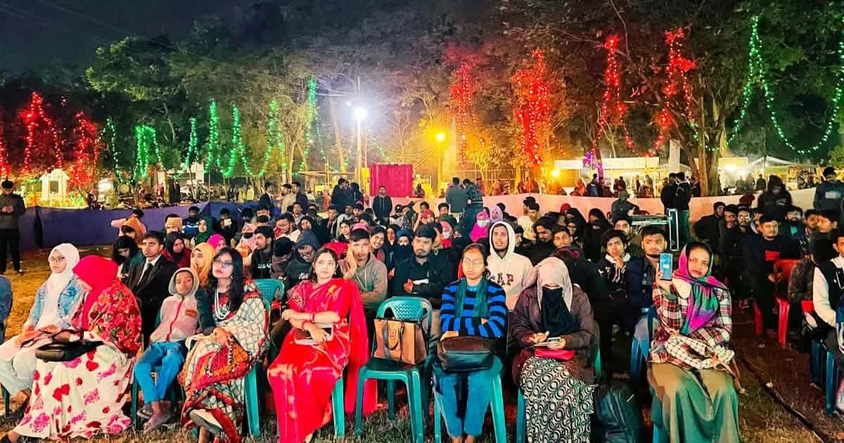 রাবিতে নবীন শিক্ষার্থীদের বরণ করে নিলো পরিবেশবাদী সংগঠন গ্রীন ভয়েস