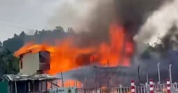কক্সবাজারের ইনানীতে রিসোর্টে ভয়াবহ আগুন, ৫ জনের মৃত্যু