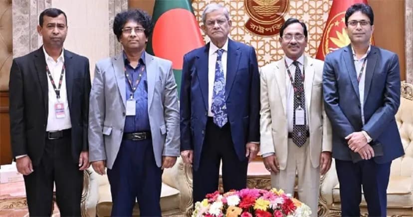 শুধু চাকরিপ্রত্যাশী নয়, উদ্যোক্তা তৈরি করতে হবে: রাষ্ট্রপতি