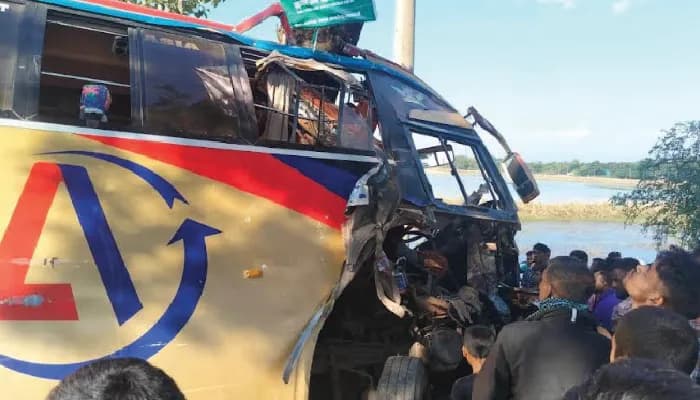 সিলেটে বাস-পিকআপ সংঘর্ষে নিহত ১