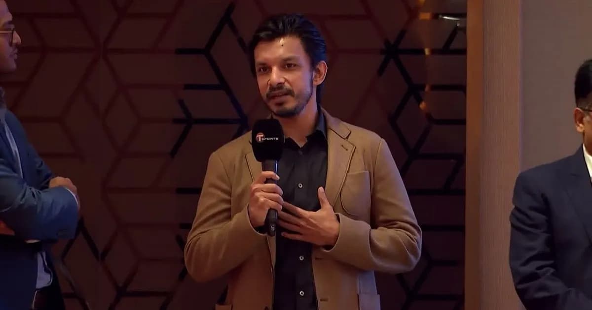 বিসিবির পরিচালনা পর্ষদ থেকে পদত্যাগ করেছেন ইশতিয়াক সাদেক