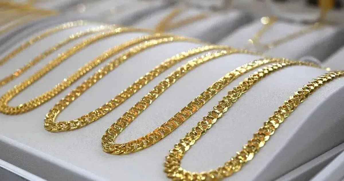 বিশ্ববাজারে আরও কমলো সোনার দাম