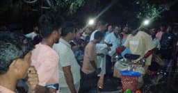 আলমডাঙ্গায় চোর সন্দেহে ভ্যান চালককে পিটিয়ে হত্যার অভিযোগ