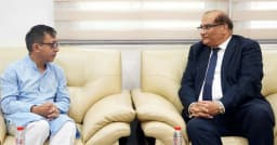 শিল্পমন্ত্রীর সঙ্গে পাকিস্তানের হাইকমিশনারের সৌজন্য সাক্ষাৎ