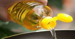 আজ থেকে বাড়তি দামে বিক্রি হবে ভোজ্যতেল