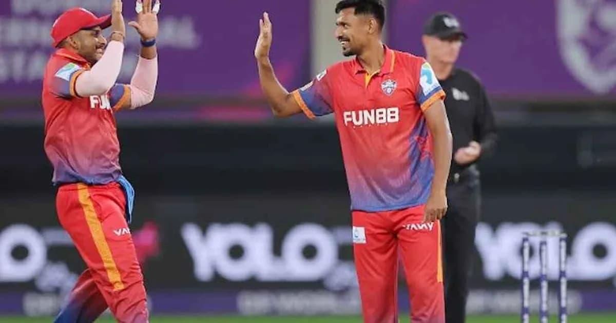 ভালো বোলিং করেও দলকে জেতাতে পারলেন না মুস্তাফিজ