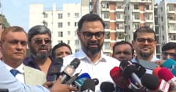 কমলাপুর স্টেডিয়ামে অব্যবস্থাপনায় ক্রীড়া প্রতিমন্ত্রীর ক্ষোভ, দ্রুত সংস্কারের নির্দেশ