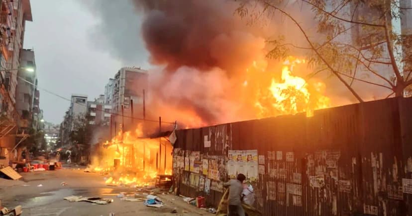 উত্তরা কাঁচাবাজারে আগুন, নিয়ন্ত্রণে পাঁচ ইউনিট